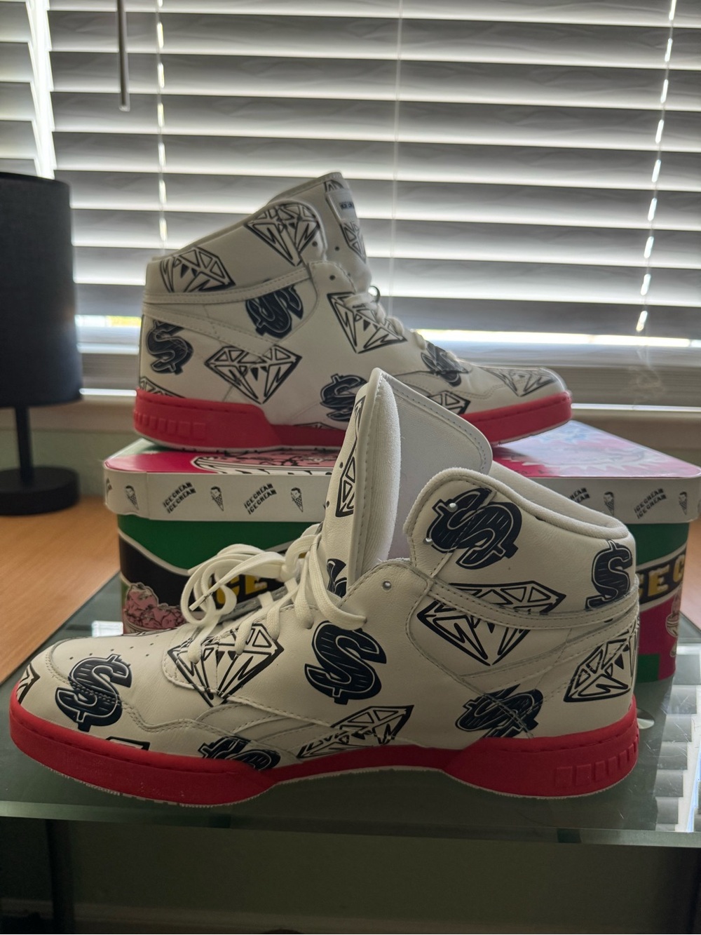 Reebok Icecream Sneakers with Pink Midsole and Blue Graphics - Picture 6 of 9